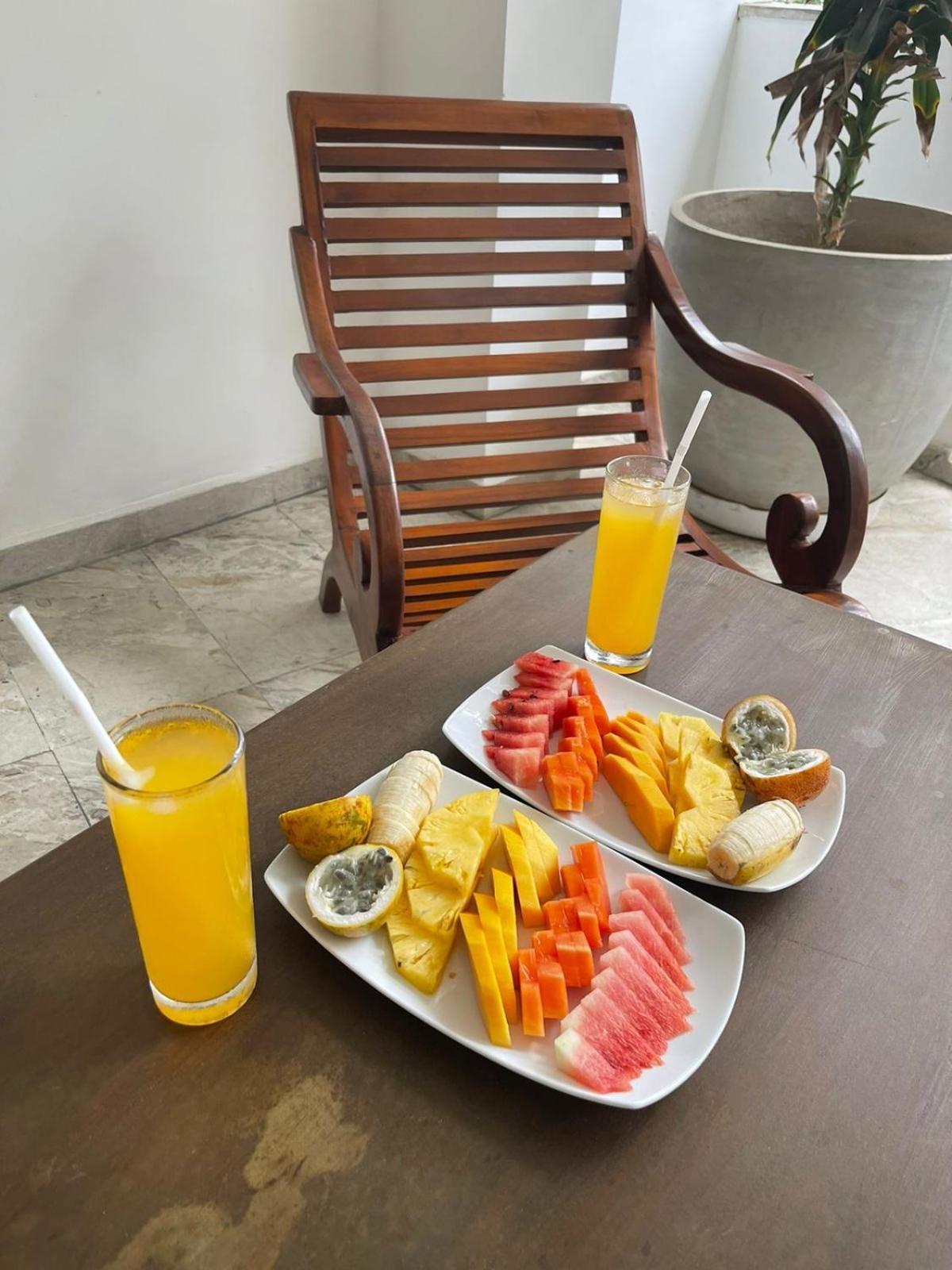 Mihira Gedara Apartments Unawatuna Bagian luar foto